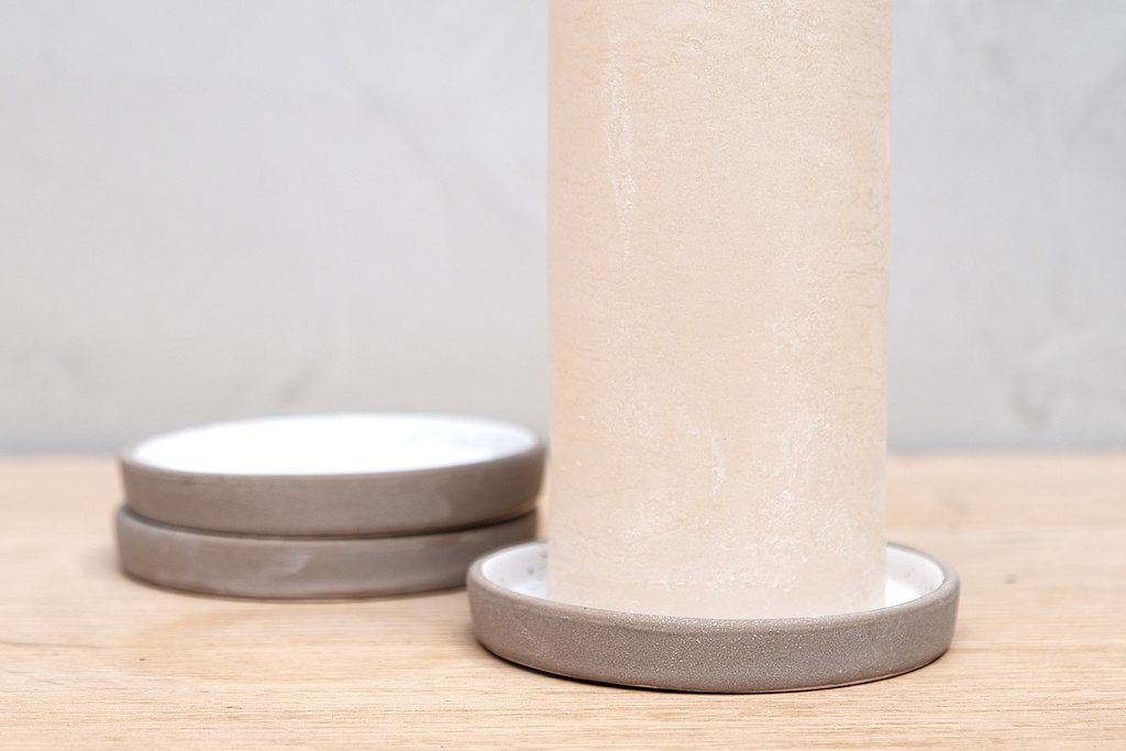 Ceramic candle holder (dark)