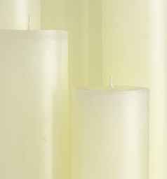 Giallo pallido liscio